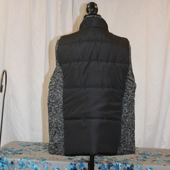 Jason Maxwell Sleeveless Vest Black & Gray - Picture 3 of 5